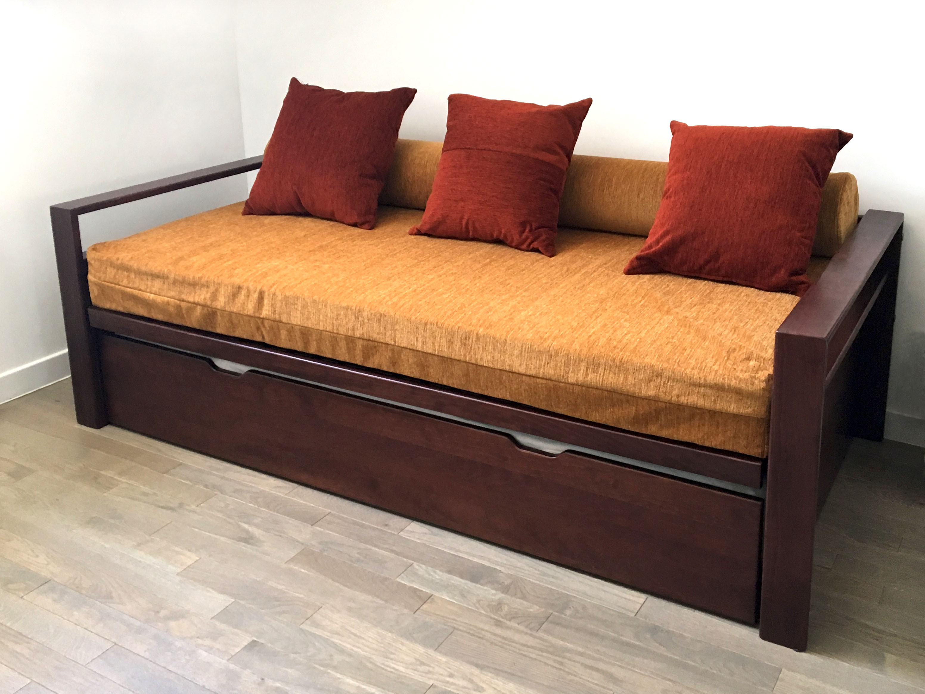 Lit bois massif pour bien ranger votre chambre : le lit gigogne Camille